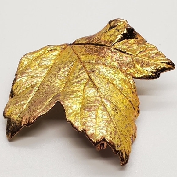 VTG Gold bronze dipped leaf maple tree brooch pin 2" x 1 3/4" - Picture 7 of 8